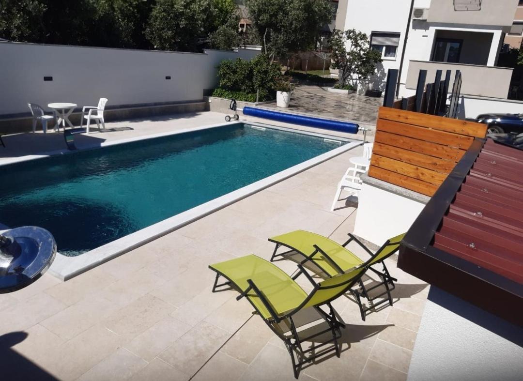 Apartments Ivana With The Pool Rovinjsko Selo Kültér fotó